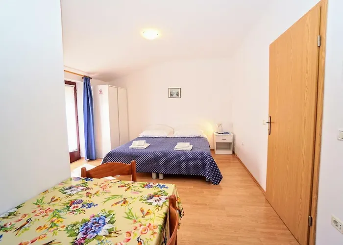 Gostinjska kuća Daniela 3*