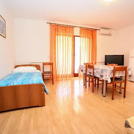 Daniela Guest house 3*
